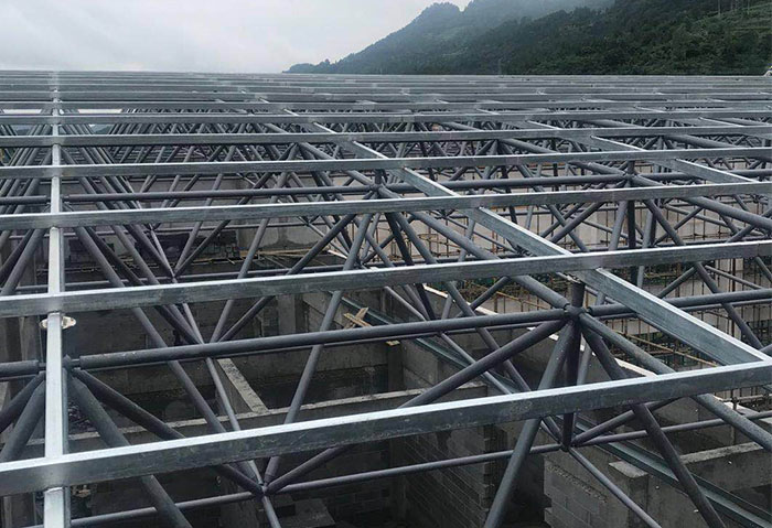 宣武仁怀冠英学校艺体楼网架